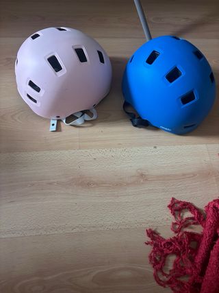Cascos bici/patinete rosa y azul
