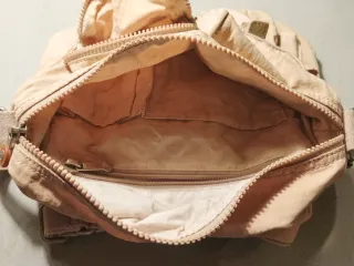 Bolso Kipling Crossbody - Beige (Estado impecable