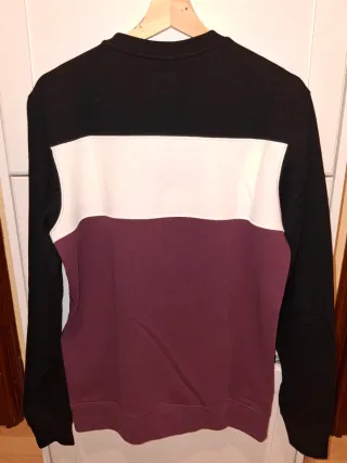 Sudadera Vans Negra y Burdeos.