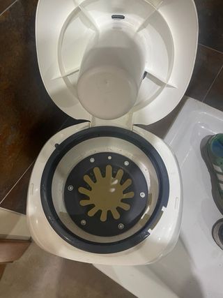 Contenedor de pañales tommee tippe