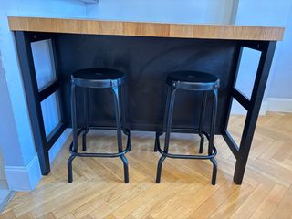 Isla de cocina VADHOLMA + 2 taburetes