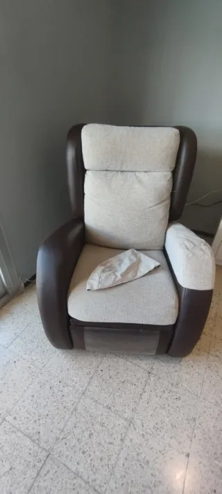 Butaca reclinable tela y piel
