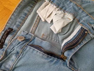 Vaqueros Zara Talla S con Bordados