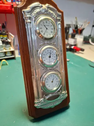 Reloj, barometro e hogrometro Pedro Durán Plata