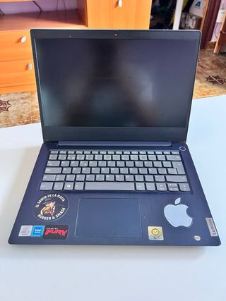 Portátil Lenovo IdeaPad 3 14IL05