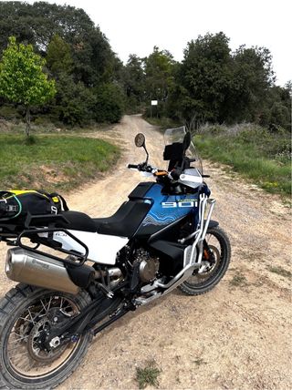 Husqvarna Norden 901 Expedition