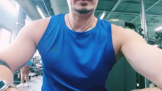 Profesor Pilates suelo.