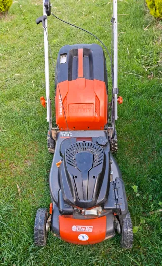 Cortacésped Oleo-Mac G44PK