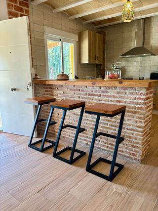 Taburetes Barra Metal y Madera