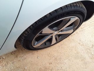 Peugeot 308 5p Allure PureTech 130 S&S