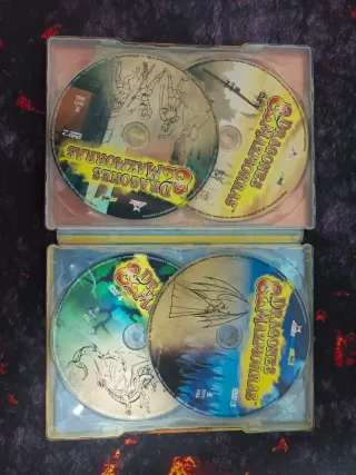 Dragones y Mazmorras DVD Caja Metálica 4 Discos