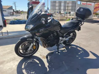 Honda CBF600SA Negra