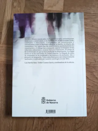 Sociología y sociedad en Navarra una visión del...