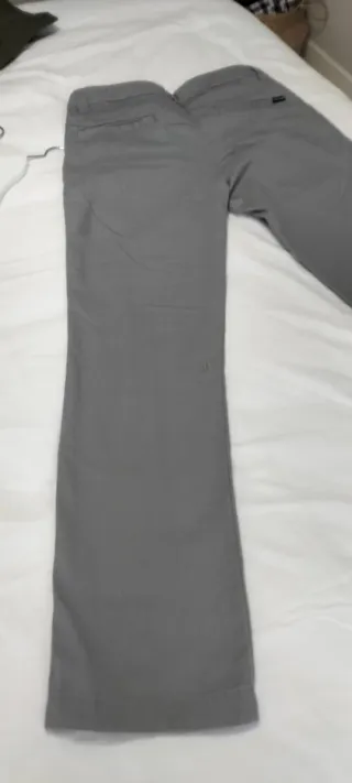 Pantalón chino gris Volcom