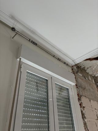 Barra per tende argentata da 150 cm