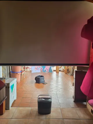 Philips Screeneo Proyector + Pantalla