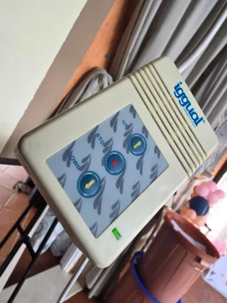 Philips Screeneo Proyector + Pantalla