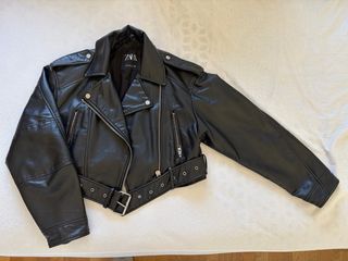 Chaqueta Biker Cuero Negro ZARA