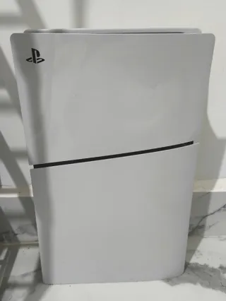 PS5 Slim 1TB con Mando y 3 Juegos