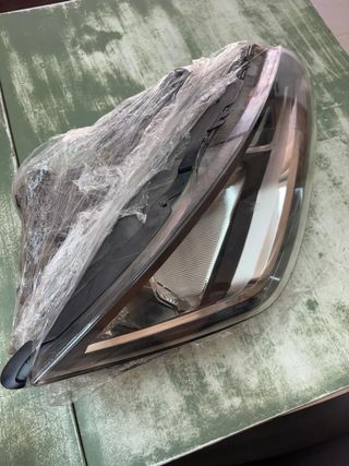 Faro Seat Leon 2014 Derecho LHD