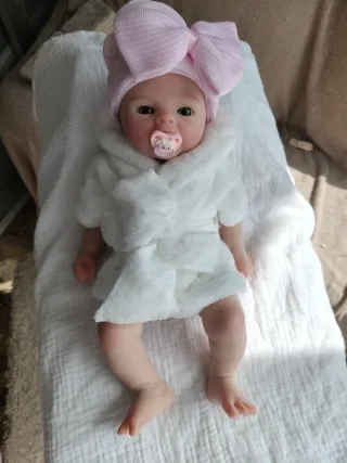 Bebé Reborn Silicona de 35 cm y 1.200 kg
