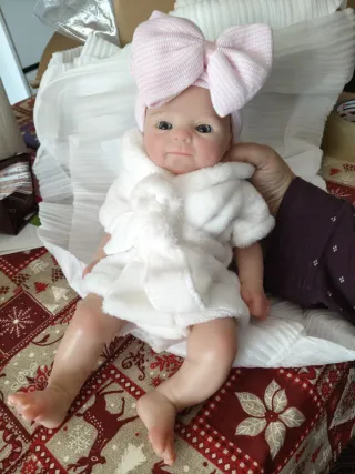 Bebé Reborn Silicona de 35 cm y 1.200 kg