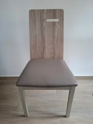 Mesa comedor gris efecto madera + 4 sillas