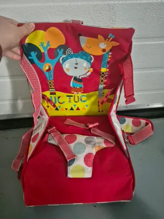 Trona de viaje Tuc Tuc lunares