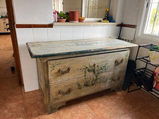 Arcón Mallorquín Antiguo