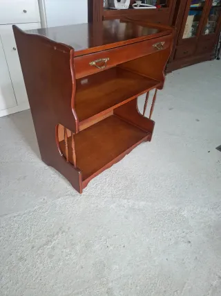 Mesa auxiliar madera
