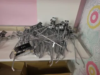 Ganchos para panel de lamas.