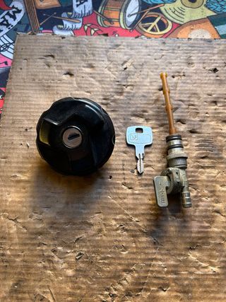 Tapon depósito Rieju RR RJ