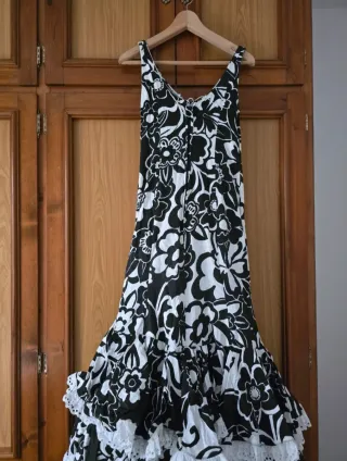 Traje Flamenca con estampado de flores