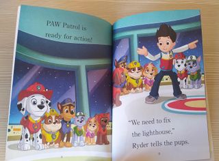 Libro en inglés - Chase is on the Case!