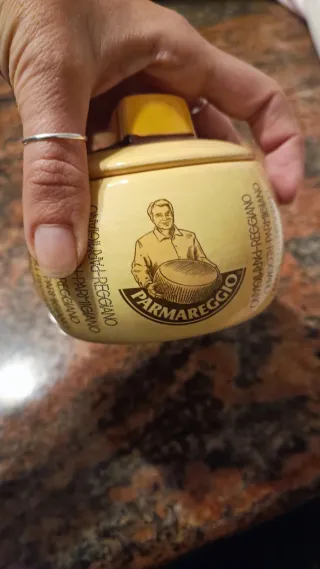 Formaggera Parmareggio in Ceramica