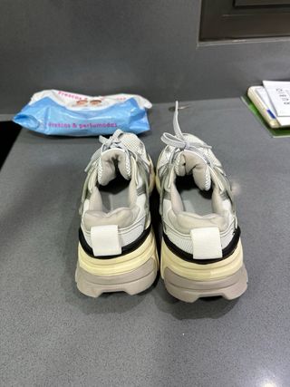 Zapatillas Nike 2VK Run Plata y Blanco