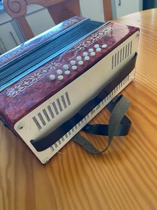 Acordeón Manbiuw Ruso