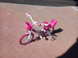 Bicicleta infantil 16 pulgadas niña como nueva
