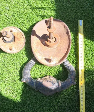 aldaba ,Picaporte, Antiguo de Hierro fundido.