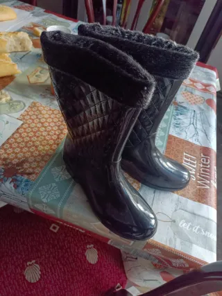 Stivali da acqua neri con pelo