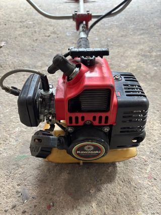 Desbrozadora Kawasaki TG24