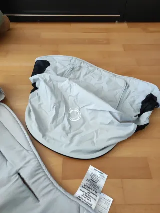 Colchoneta y capota Bugaboo Breezy