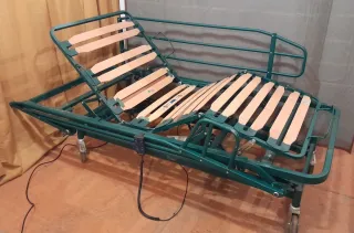 Cama articulada eléctrica elevable