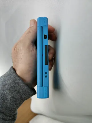 Nintendo DSi Blu con 9 Giochi e Caricatore