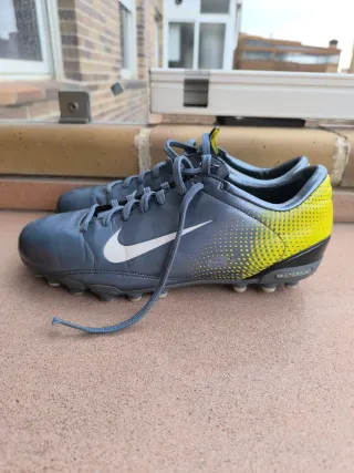 Scarpe da calcio Nike R9