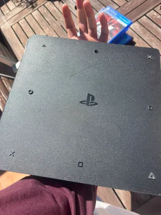 PS4 (PlayStation 4) Negra + 9 Juegos