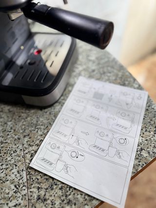 Cafetera Silvercrest Negra y Plateada