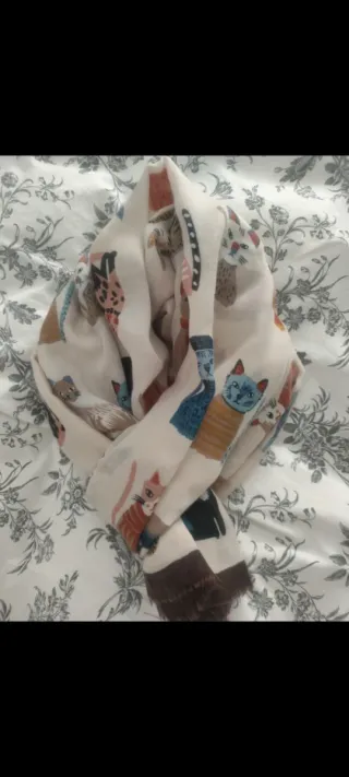 Bufanda de gatos beige multicolor