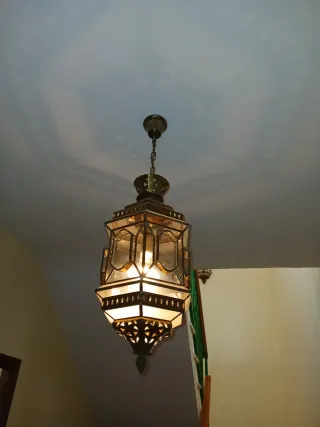 Farol artesanal de techo metal y cristal
