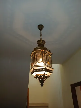 Farol artesanal de techo metal y cristal